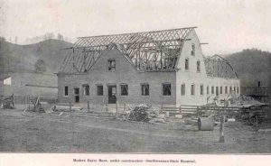 ڈیری بارن کی تعمیر 1913