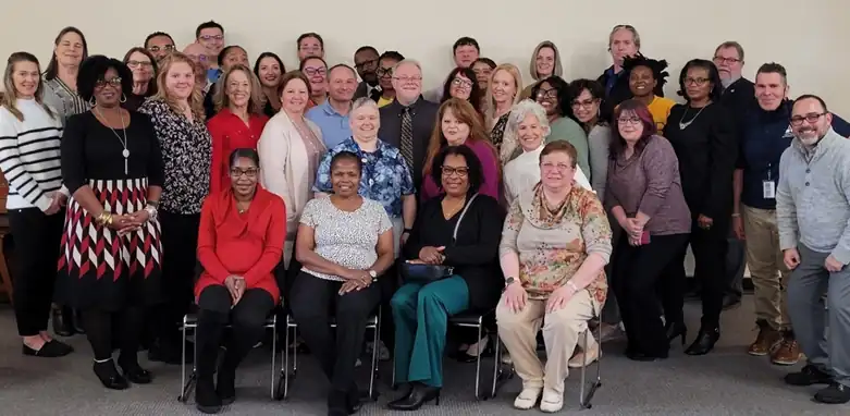 بازیافت خدمات کی ٹیم کی تصویر